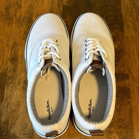 Men’s sneakers. - Picture 4 of 7